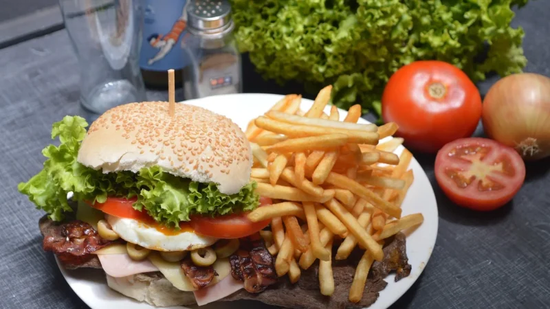 Alce Nero Sos pomidorowy passata z pomidorów daktylowych Bio 350G