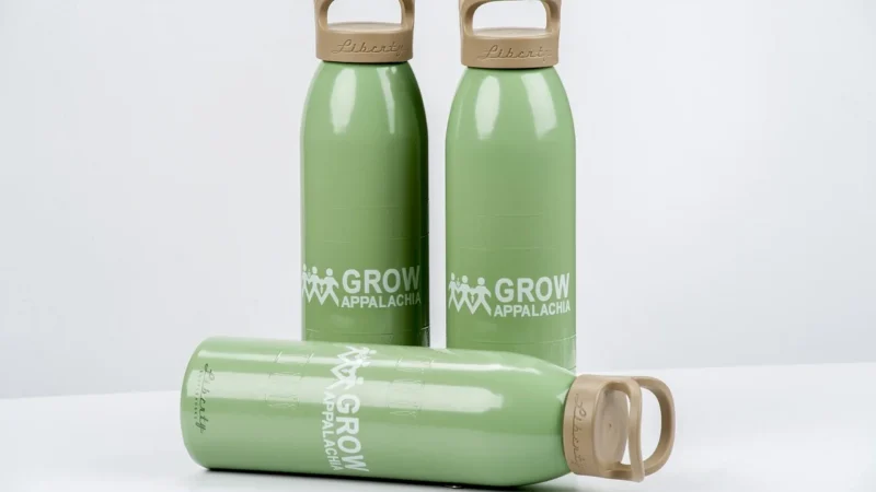 Aqua East Polska Woda Źródlana Niegazowana Niskosodowa 330ml