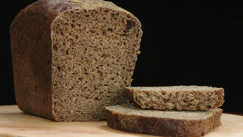 Benus Chleb Żytni Pełnoziarnisty Razowy 250G