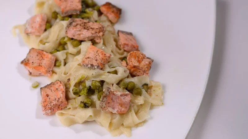 Better Fish Pasta Z Łososia Z Suszonymi Pomidorami 90g