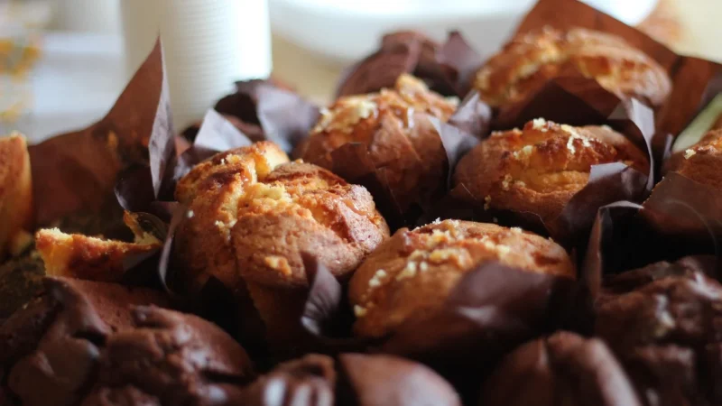 Chocolate And Love Czekolada Szwajcarska Gorzka Z Kawałkami Karmelu I Solą Morską Z Guerande Fair Trade Bio 80g