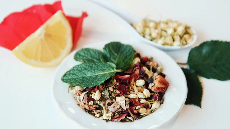 Cosmoveda Bio Herbata Tulsi & Róża 17 Saszetek X 1,8G