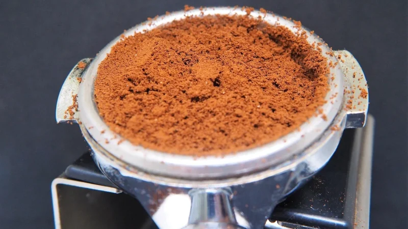 Lavazza Kawa Mielona Qualita Rossa 250g Puszka