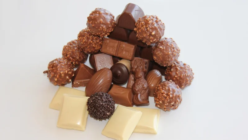Lindt Mini Praliny Białe