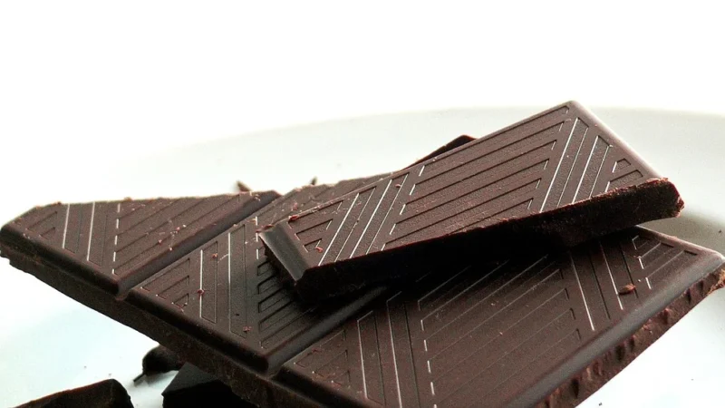 Lindt Mleczne Płatki Czekoladowe Pomarańczowy 125G