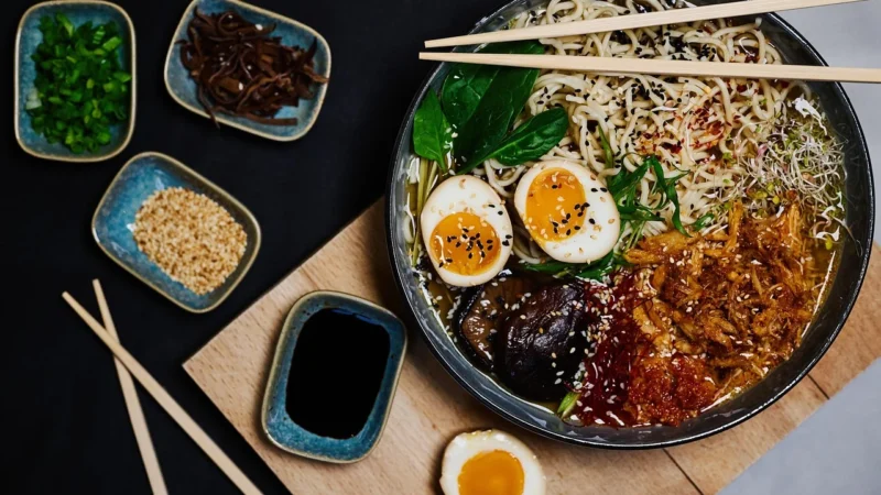 Makaron Teumsae Stir-Fried Ramen, bardzo ostry 130g – Paldo