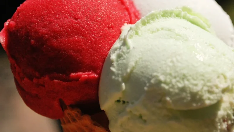 Martini Linea Gelato Krem O Smaku Orzecha Laskowego Z Ciasteczkami Brunella 5kg