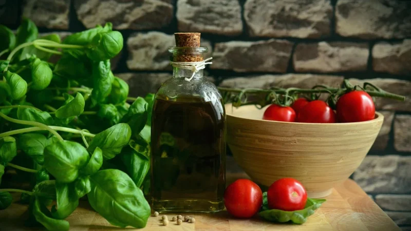 Salvadori Oliwa z oliwek najwyższej jakości z pierwszego tłoczenia 250ml