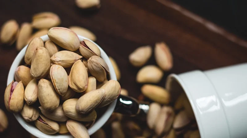 Trzy Ziarna Pistacje Solone 1kg Prażone Naturalne Świeże