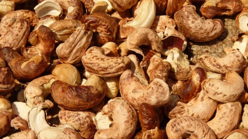 Zestaw Daktyle 1kg Plus Orzechy Nerkowca Połówki 1kg